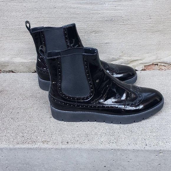 BLACK GEOX LEATHER ANKLE CHELSEA BOOT